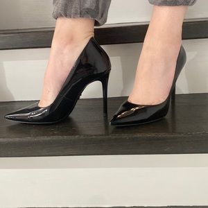 Womens Micheal Kors patten heels